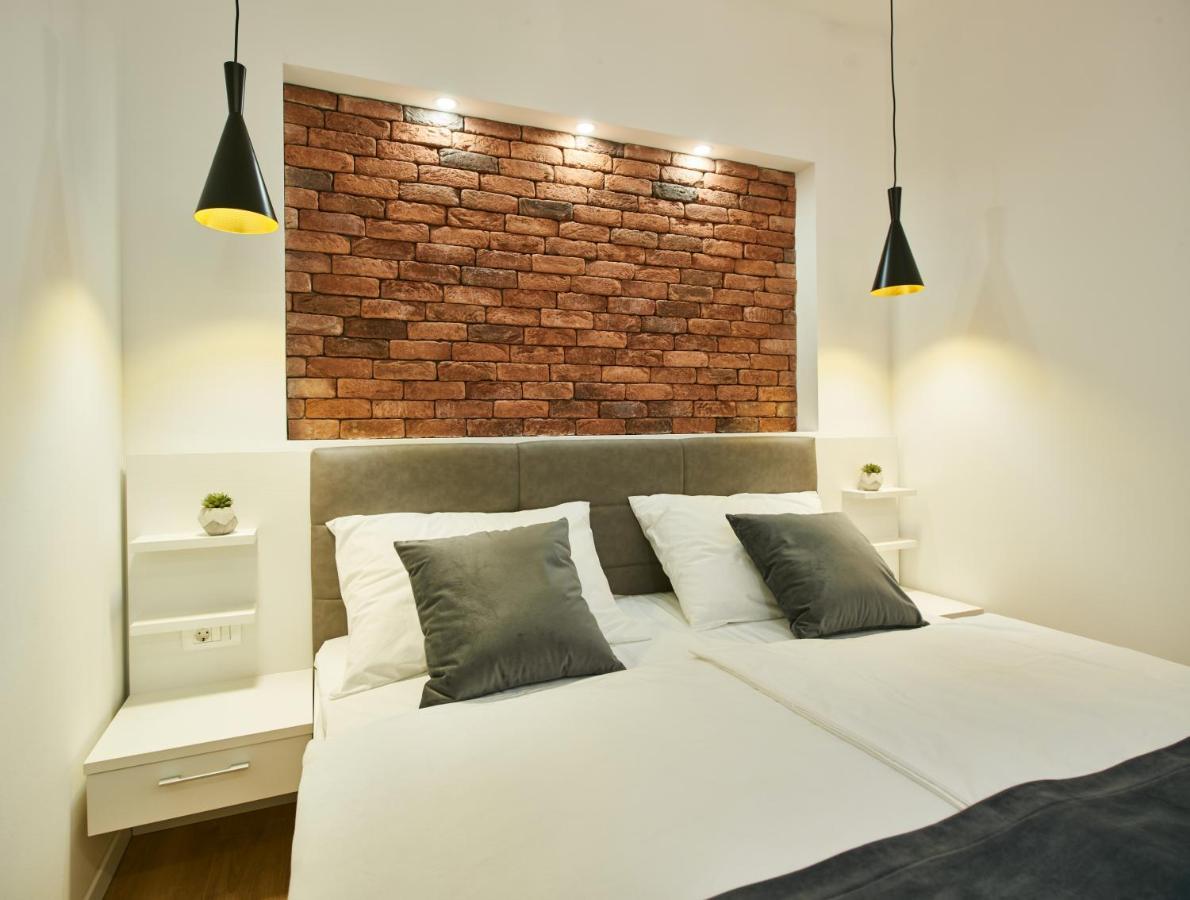 Bed Of Roses Apt 2, Premium, Designer Decorated Zagreb Exterior photo